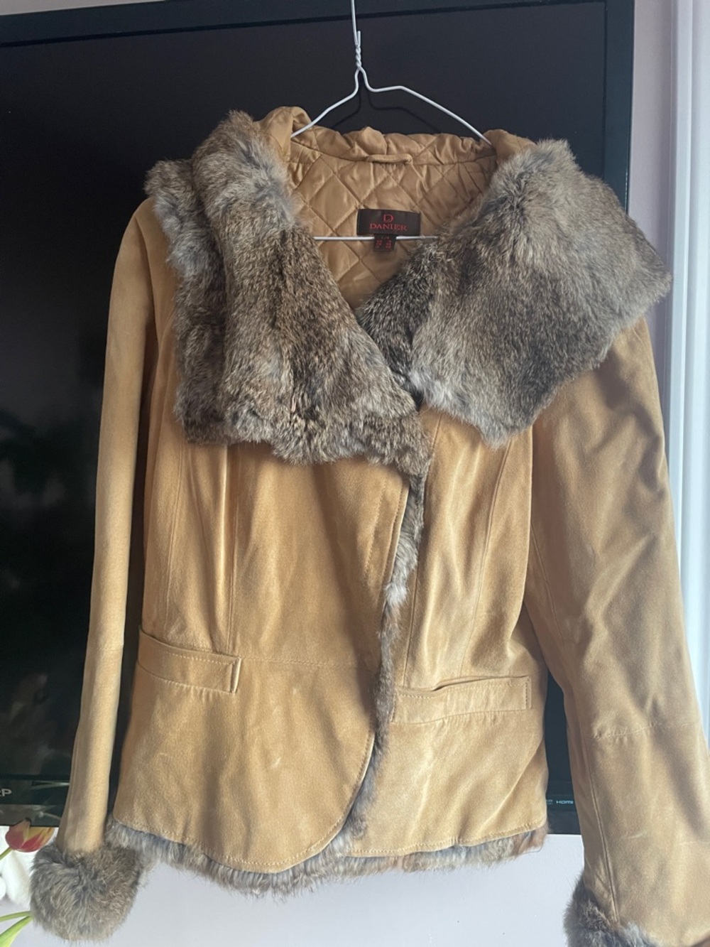 Danier Women's Tan Leather/Suede Jacket with Fur Trim Collar